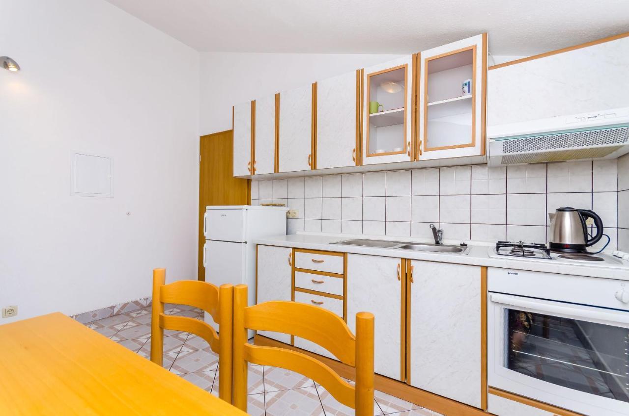 Apartments Tily 特罗吉尔 外观 照片